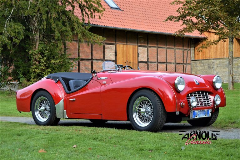 Triumph TR3 1957 rot Arnold Classic Oldtimer Lauenau
