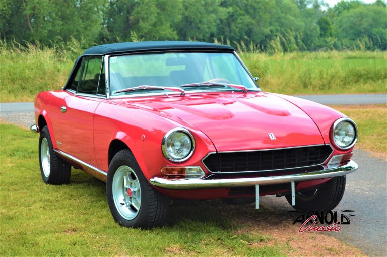 FIAT 124 Spider DS 1984 Oldtimer Pininfarina zum Kaufen - Arnold Classic